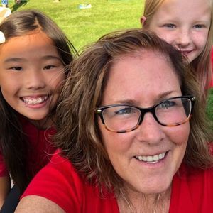 Meet your Posher, Lynda